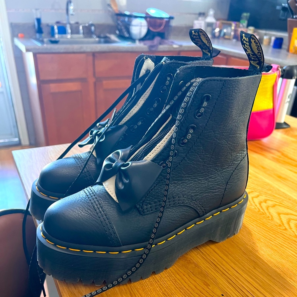 Dr. Martens size 7 happy sad boots
